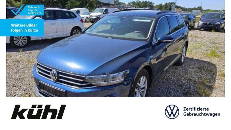 Aquamarinblau metallic Gebraucht 2020 VW Passat Business Kombi | 18.980 € (Guter Preis) - Bild 1/2