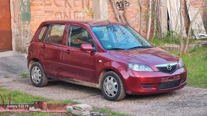 Second-hand Mazda 2 82 CP (60 kW) 2005 Roșu Hatchback