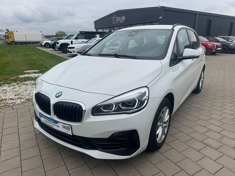 Gebraucht BMW 218 Active Tourer Advantage 150 PS (110 kW) 2018 Weiß Van / Kleinbus