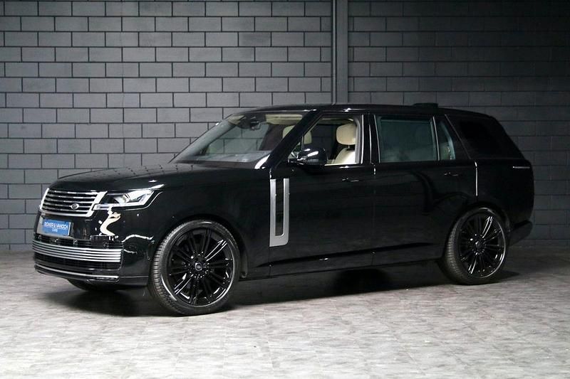 Schwarz Gebraucht 2022 Land Rover Range Rover SVAutobiography SUV | 138.500 € - Bild 1/4