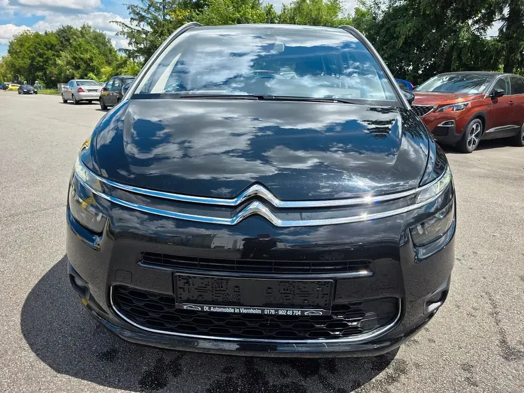 Gebraucht Citroën C4 SELECTION 165 PS (121 kW) 2015 Schwarz SUV