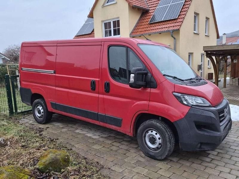 Gebraucht Fiat Ducato 140 PS (102 kW) 2022 Rot Van