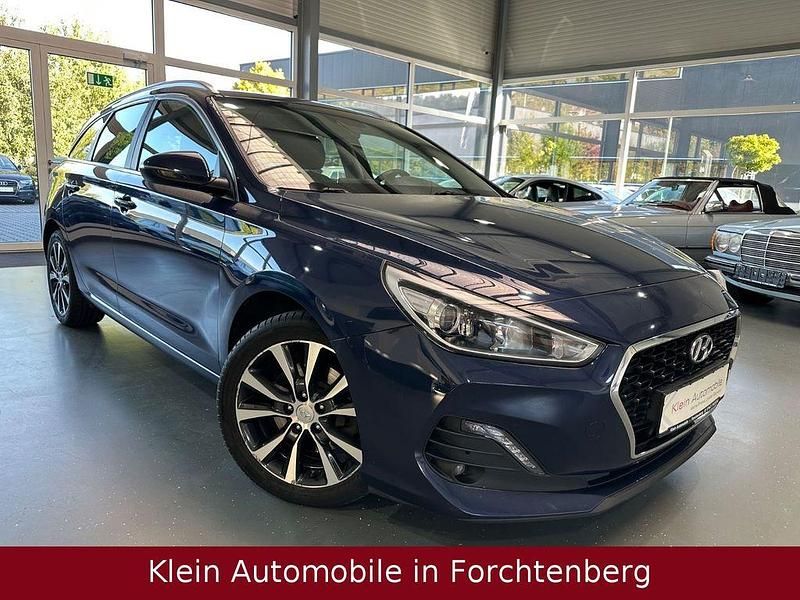 Blau Gebraucht 2019 Hyundai i30 Style Kombi | 12.490 € (Fairer Preis) - Bild 1/4