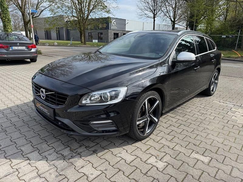 Gebraucht Volvo V60 R-Design 220 PS (161 kW) 2015 Schwarz Kombi