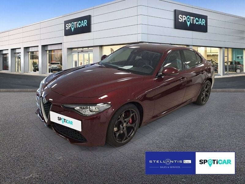 Rot Gebraucht 2017 Alfa Romeo Giulia Veloce Limousine | 21.820 € (Superpreis) - Bild 1/4