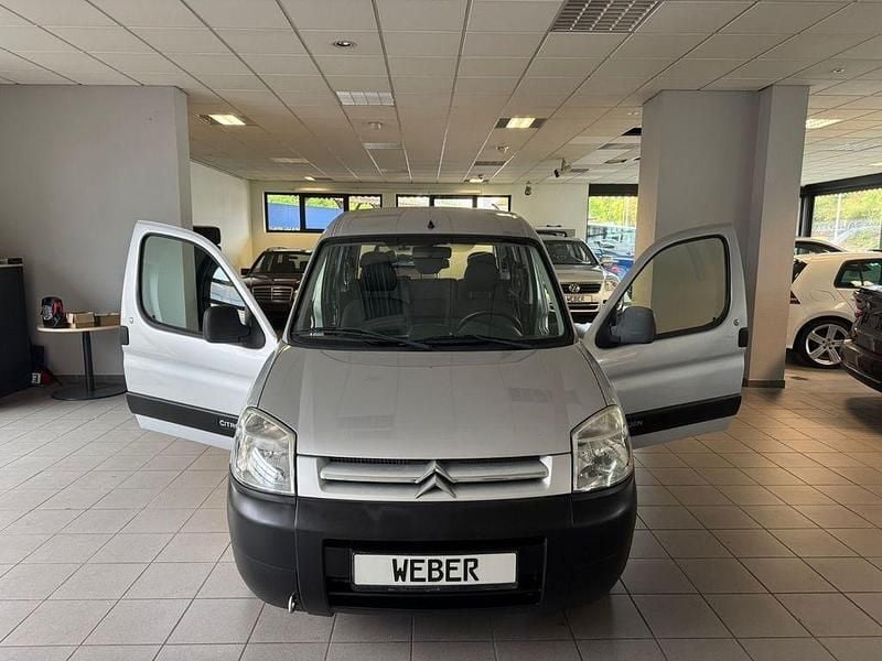 Second-hand Citroën Berlingo First 75 CP (55 kW) 2008 Argintiu Monovolum