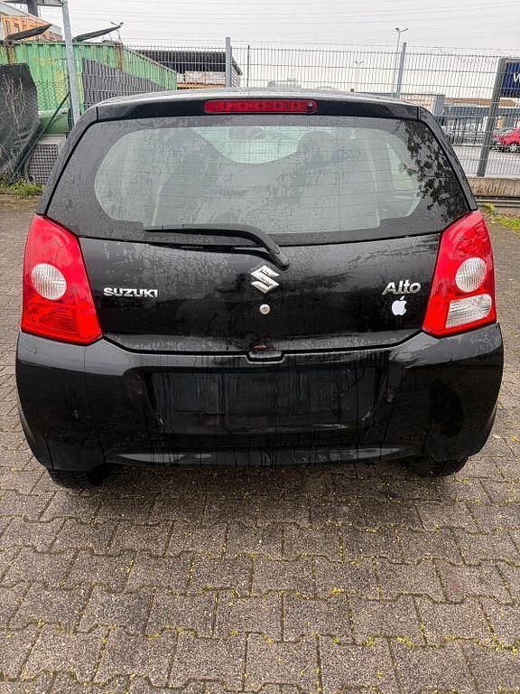 Usado Suzuki Alto Basic 68 HP (50 kW) 2009 Preto Citadino