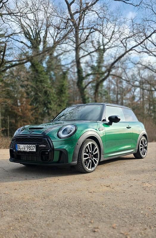 Gebraucht Mini Cooper S Coupé 178 PS (130 kW) 2023 Grün Coupé