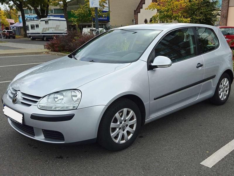 Gebraucht 2004 VW Golf IV Comfortline Limousine | 3.999 € (Teuer) - Bild 1/4