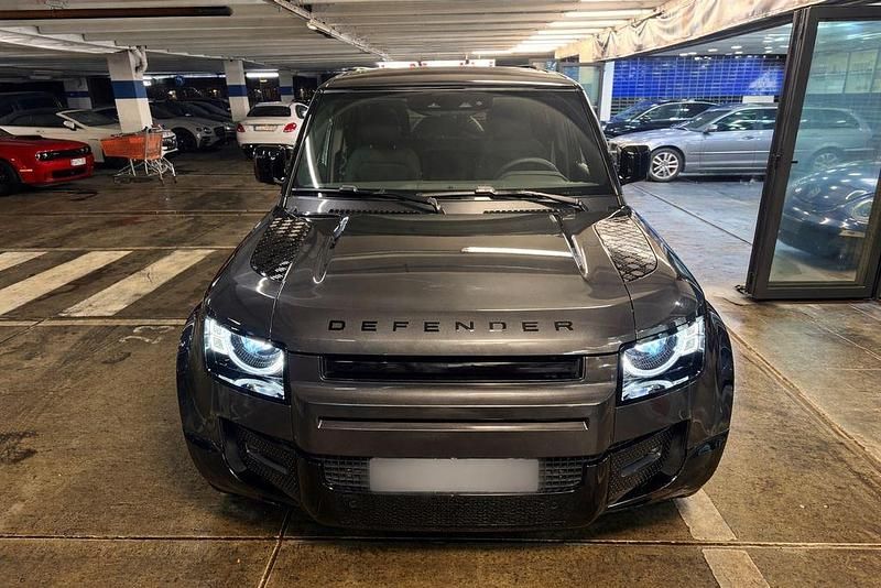 Gebraucht Land Rover Defender SE Dynamic 249 PS (183 kW) 2025 Grau SUV