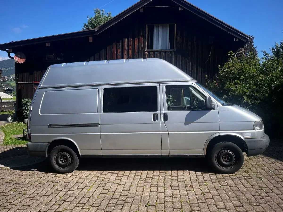Gebraucht VW T4 102 PS (75 kW) 2002 Silber Van