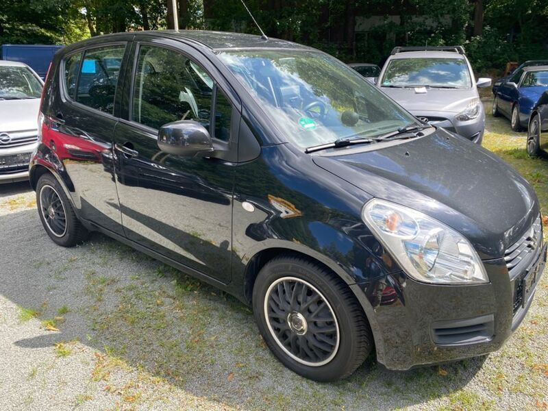 Gebraucht Suzuki Splash Club 94 PS (69 kW) 2012 Schwarz Kleinwagen