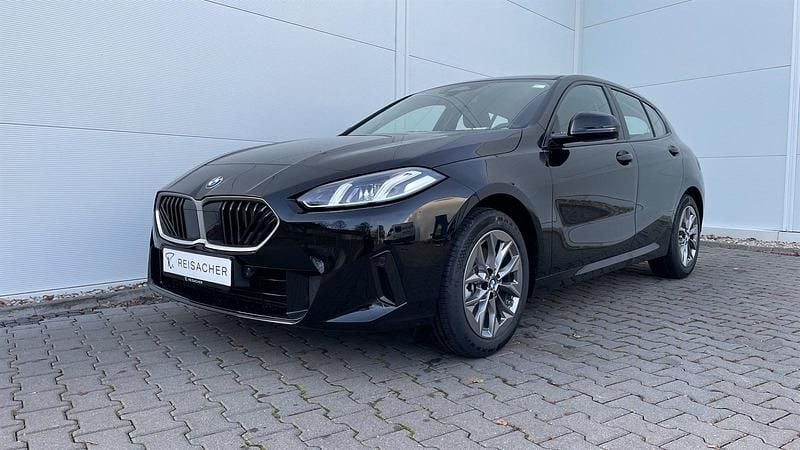 Neu BMW 120 Efficient Dynamics 170 PS (125 kW) 2026 Schwarz uni Kleinwagen