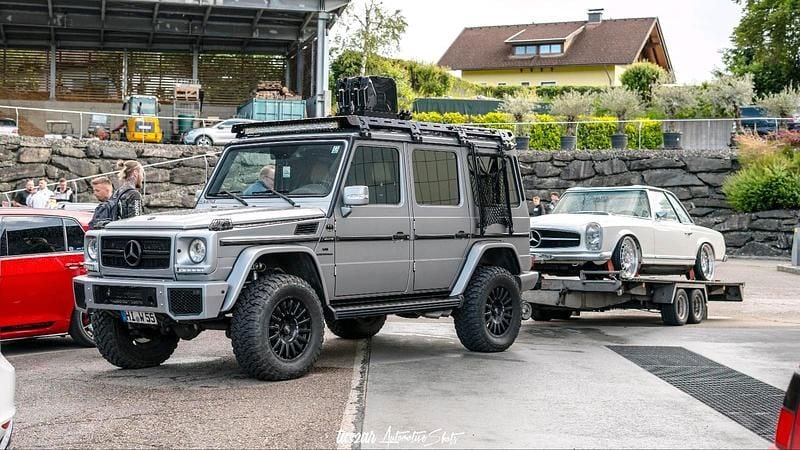 Grau Gebraucht 2010 Mercedes G55 AMG AMG SUV | 61.000 € - Bild 1/4