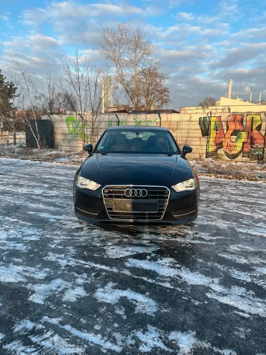 Gebraucht Audi A3 130 PS (95 kW) 2013 Schwarz Kleinwagen