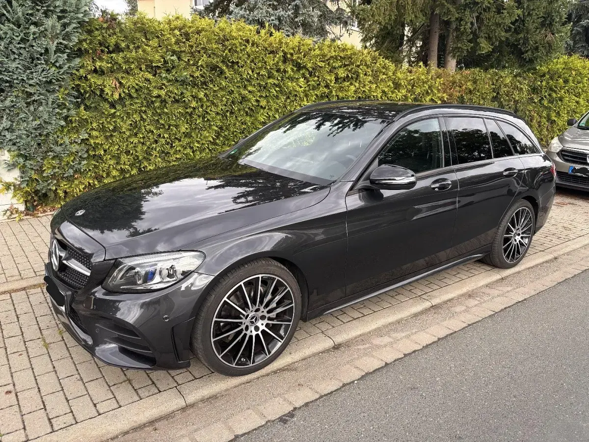 Gebraucht Mercedes C220 AMG line 194 PS (142 kW) 2020 Grau Kombi