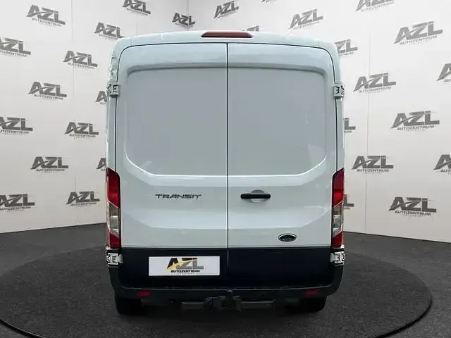 Gebraucht Ford Transit Trend 131 PS (96 kW) 2019 Andere Limousine