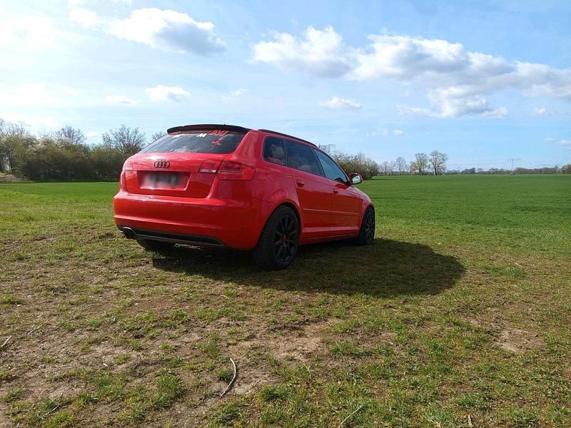 Gebraucht Audi A3 S-Line 200 PS (147 kW) 2009 Rot Kleinwagen