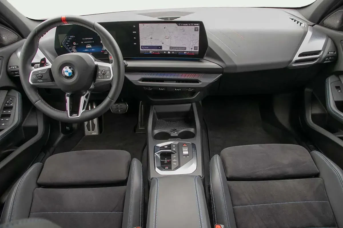 Gebraucht BMW M135 Performance 300 PS (220 kW) 2025 Weiß Kleinwagen
