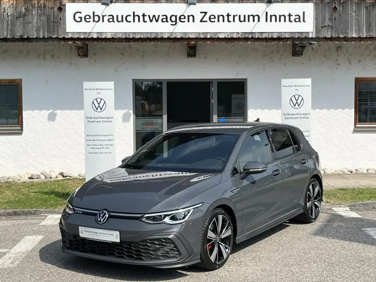 Gebraucht VW Golf VIII GTD 200 PS (147 kW) 2021 Delfingrau Limousine