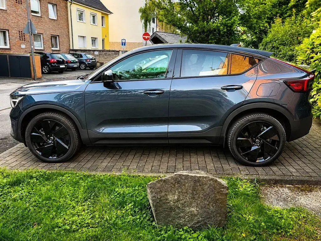 Gebraucht Volvo EC40 Ultra 185 kW (252 PS) 2025 Blau SUV