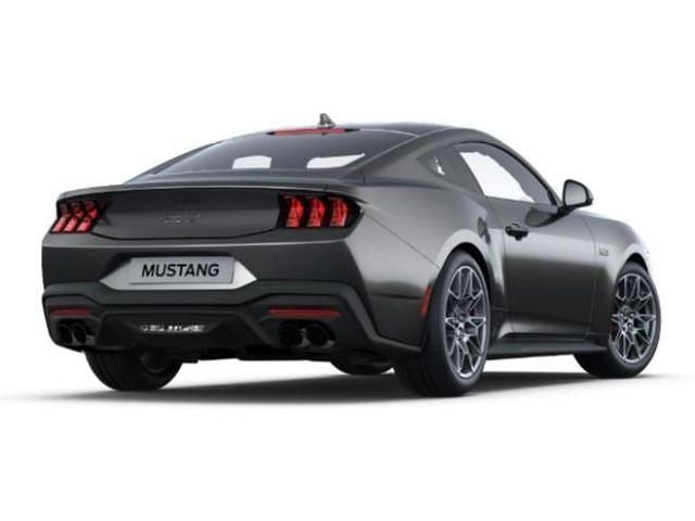 Neu Ford Mustang Fastback 446 PS (328 kW) 2025 Carbonzied grey metallic Coupé