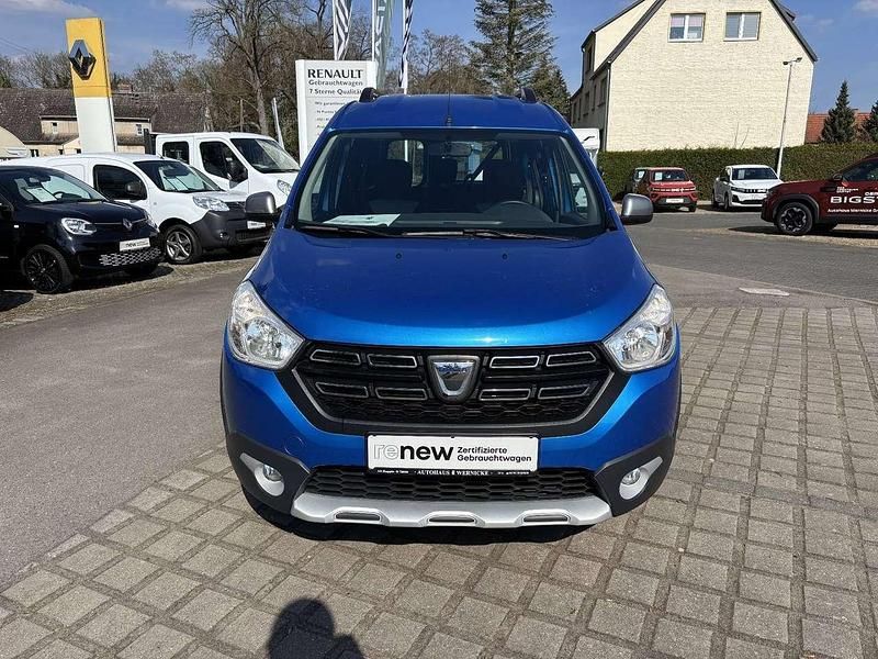 Gebraucht Dacia Dokker Stepway 109 PS (80 kW) 2019 Blau sky Van / Kleinbus