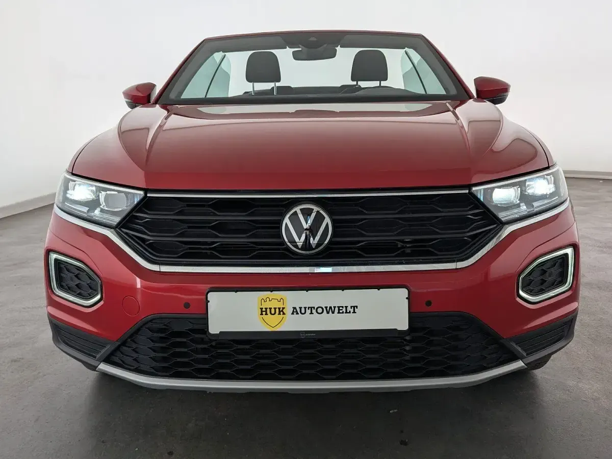 Gebraucht VW T-Roc Cabriolet Active 150 PS (110 kW) 2021 Kings red Cabrio