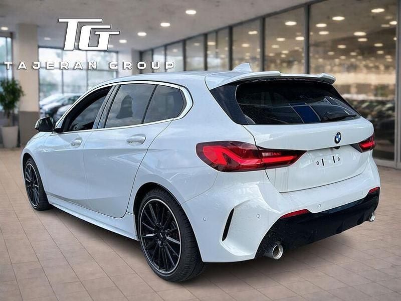 Gebraucht BMW 128 Performance 265 PS (194 kW) 2023 Weiß Limousine