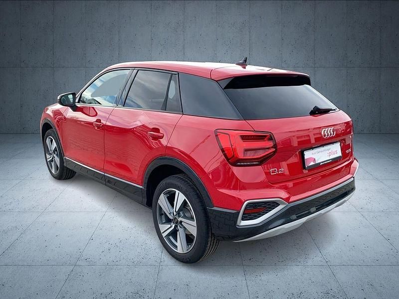 Gebraucht Audi Q2 Advanced Plus 150 PS (110 kW) 2025 Progressivrot metallic SUV