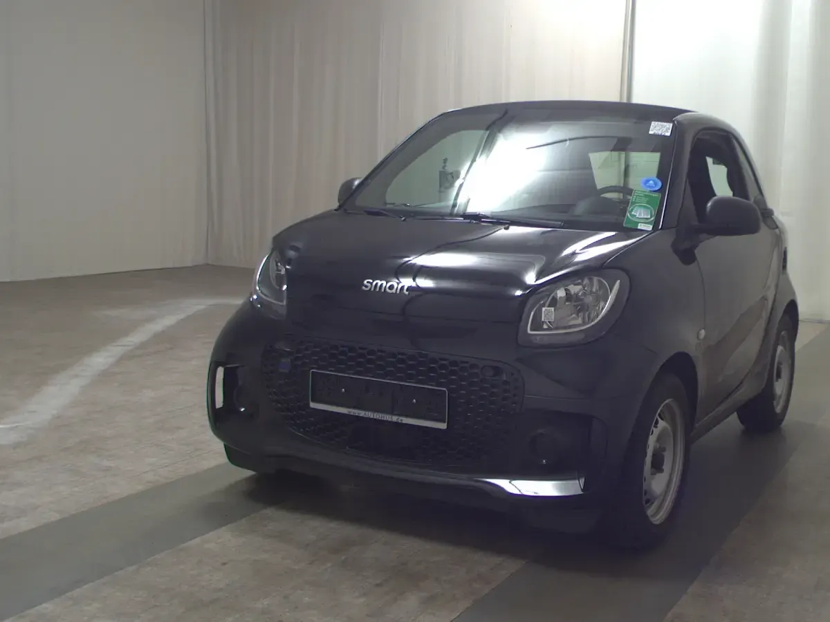 Gebraucht Smart ForTwo Electric Drive 60 kW (82 PS) 2022 Schwarz Kleinwagen