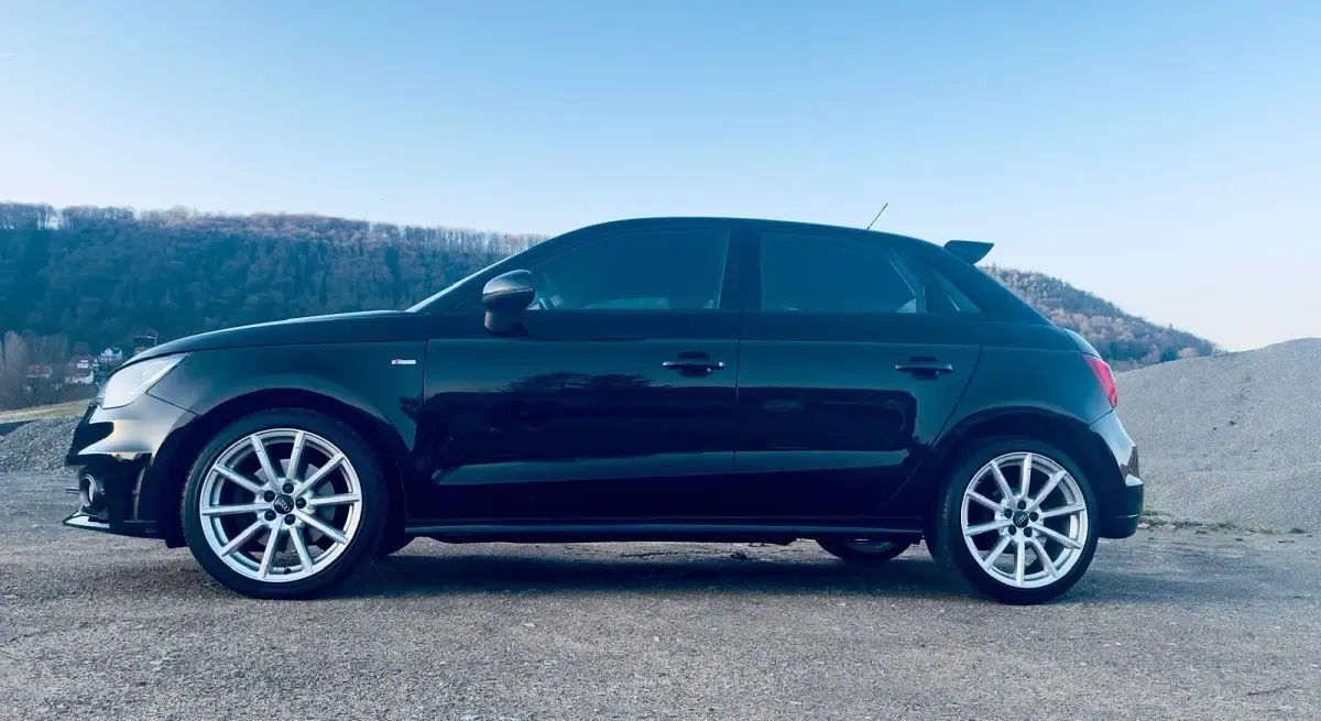 Brugt Audi A1 S-Line 122 HK (89 kW) 2014 Sort Hatchback