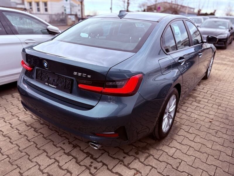 Gebraucht BMW 330 252 PS (185 kW) 2021 Blau Limousine