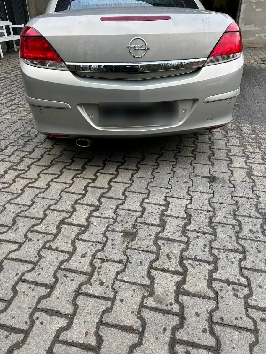 Gebraucht Opel Astra 140 PS (102 kW) 2007 Cabrio
