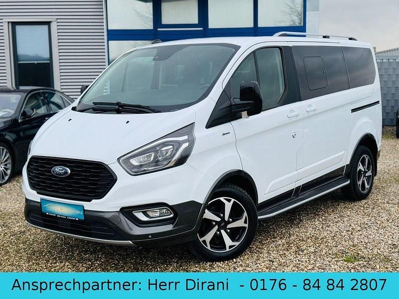 Gebraucht Ford Tourneo Active 185 PS (136 kW) 2022 Weiß Van / Kleinbus