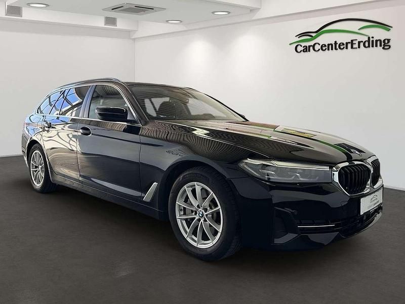 Gebraucht BMW 530 252 PS (185 kW) 2022 Schwarz ii Kombi