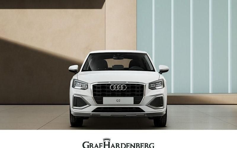 Weiß Neu 2025 Audi Q2 Advanced Plus SUV | 28.093 € (Superpreis) - Bild 1/4