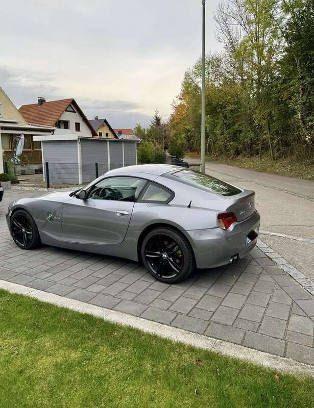 Grau Gebraucht 2006 BMW Z4 Coupé | 17.800 € (Fairer Preis) - Bild 1/4