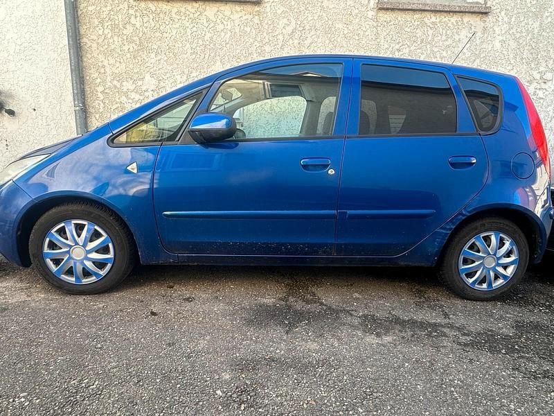 Second-hand Mitsubishi Colt Motion 95 CP (69 kW) 2006 Albastru Hatchback
