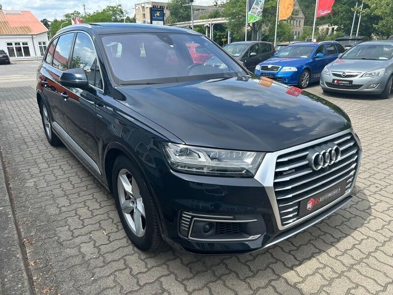 Gebraucht Audi Q7 Ambiente 374 PS (275 kW) 2016 Blau SUV