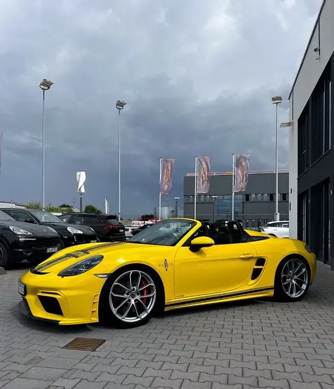 Gebraucht Porsche 718 Spyder 420 PS (308 kW) 2020 Gelb Cabrio