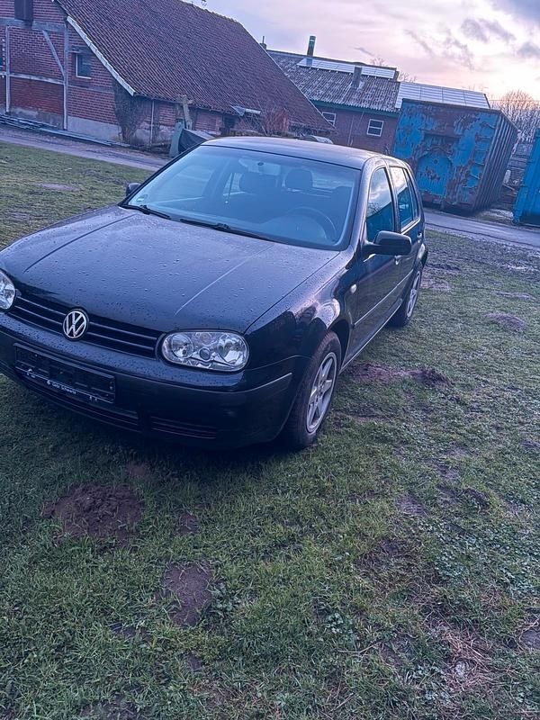 Gebraucht VW Golf IV 75 PS (55 kW) 2002 Blau Limousine