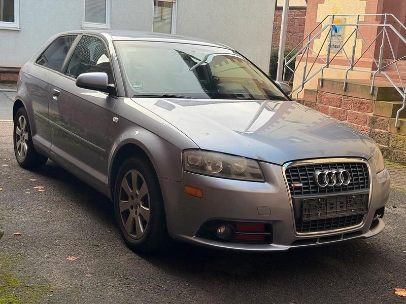 Grau Gebraucht 2007 Audi A3 Kleinwagen | 1.800 € (Guter Preis) - Bild 1/3