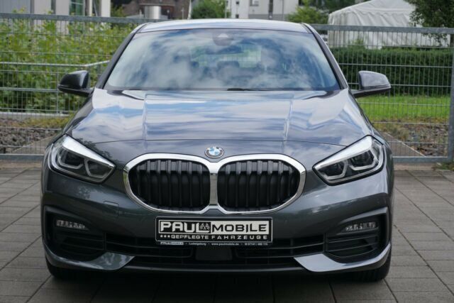 Gebraucht BMW 118 Advantage 150 PS (110 kW) 2020 Grau metallic Kleinwagen