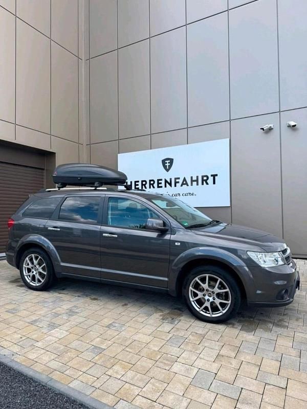 Gebraucht Fiat Freemont 170 PS (125 kW) 2015 Grau SUV