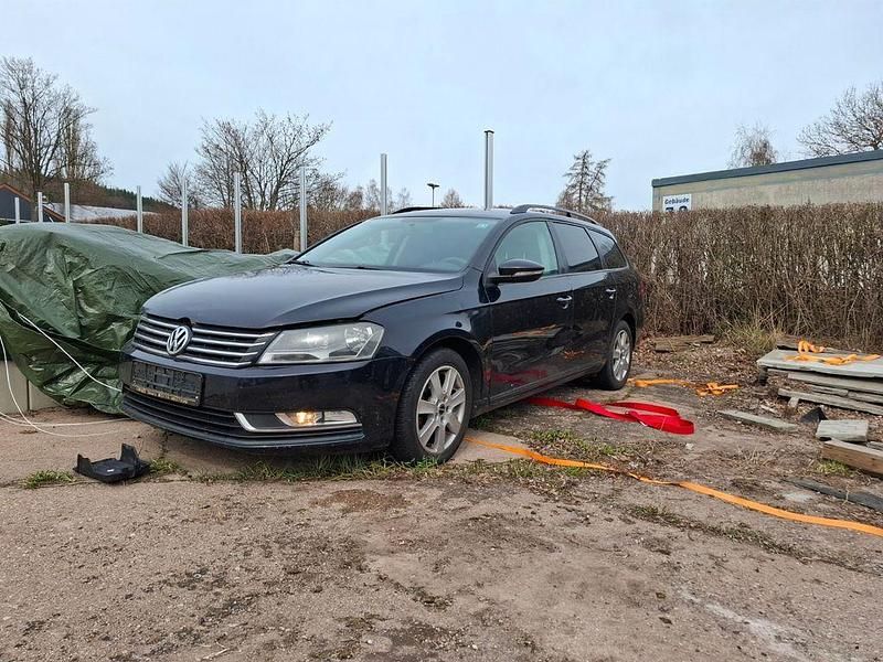 Gebraucht VW Passat Comfortline 105 PS (77 kW) 2011 Kombi