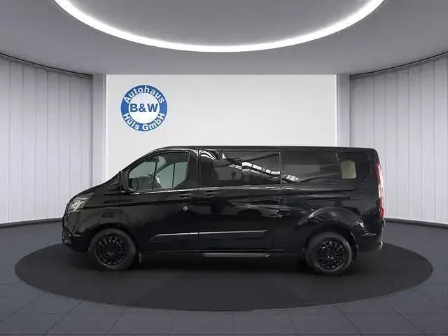 Second-hand Ford Transit Custom 131 CP (96 kW) 2020 Negru Monovolum