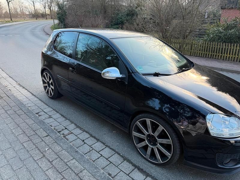 Gebraucht VW Golf V 102 PS (75 kW) 2008 Schwarz Kleinwagen