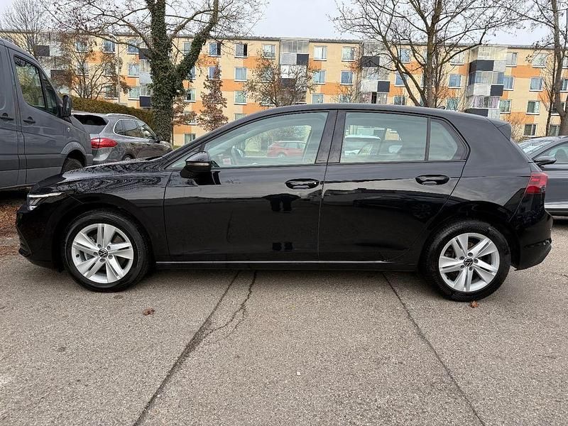 Gebraucht VW Golf VII Life 150 PS (110 kW) 2020 Schwarz Limousine