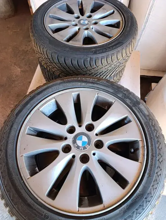 Gebraucht BMW 116 Lifestyle 116 PS (85 kW) 2010 Schwarz Kleinwagen